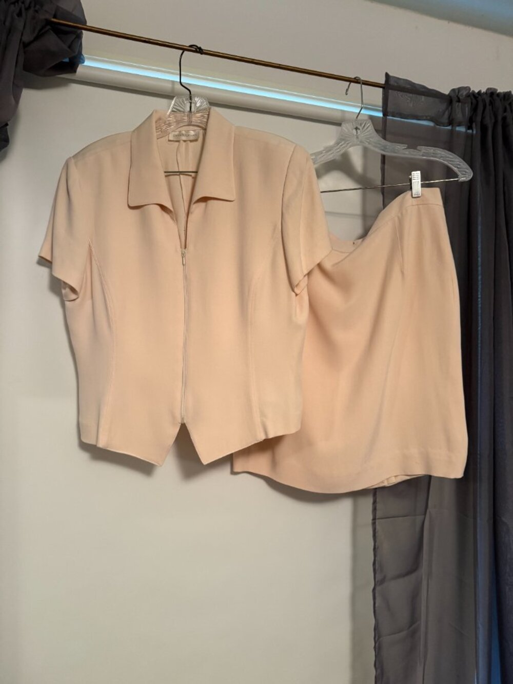 Dana Buchman 100% Silk Blush Pink 2 Piece Skirt Suit Set Size 12